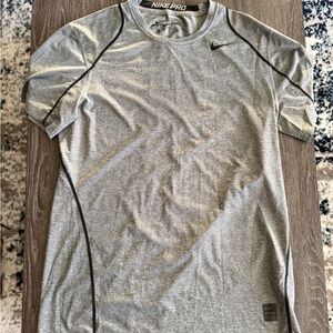 Nike Pro Men's Heather Gray Short Sleeve Tee